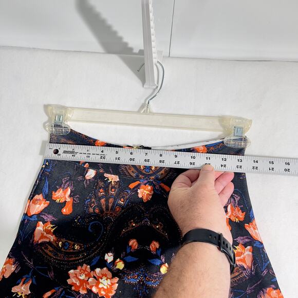 bebe x Naven Mini-Skirt Woman's Medium Floral Paisley STRETCHY Unlined Zipper - Picture 8 of 16